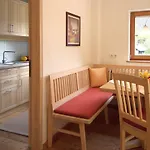 Biotel Bertel Naturappartements 3* براند
